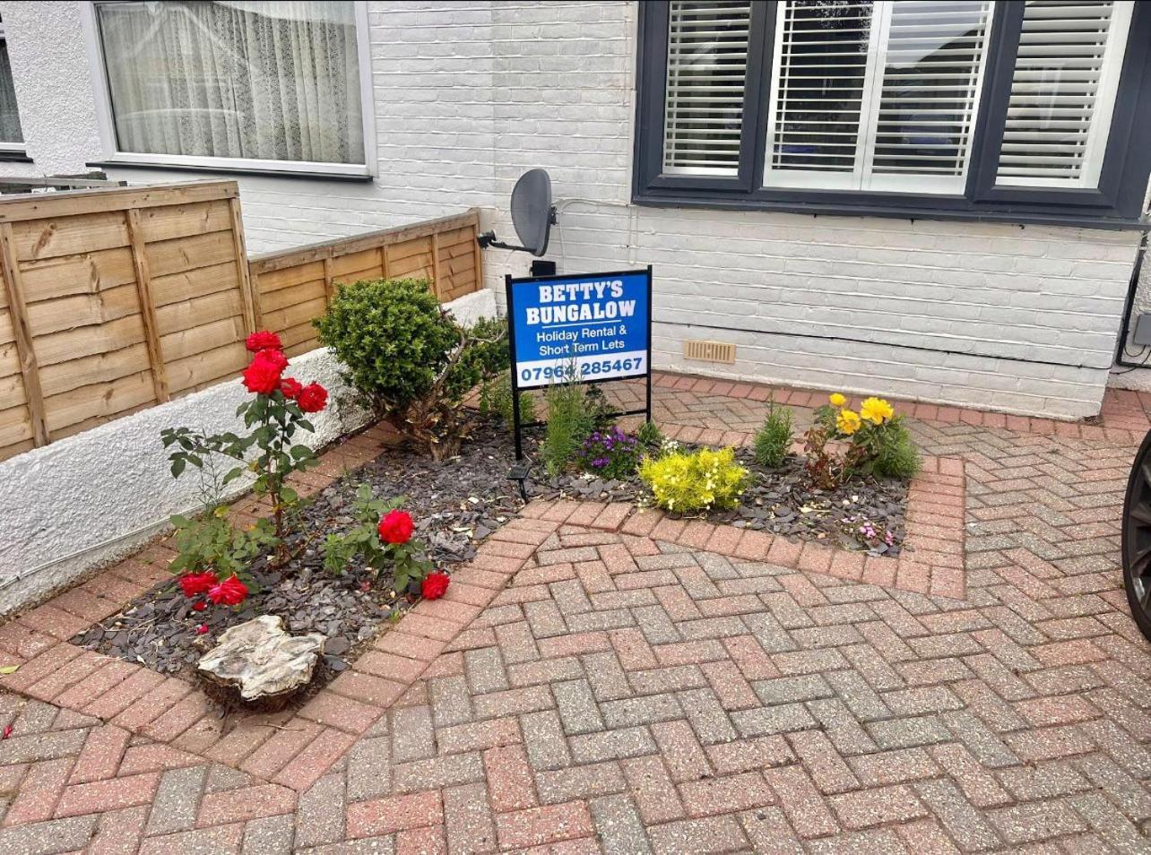 Betty'S Bungalow Lancing Eksteriør bilde